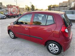 هیوندای i10